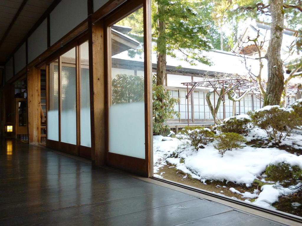 高野山 宿坊 熊谷寺 -Koyasan Shukubo Kumagaiji- Вакаяма Экстерьер фото