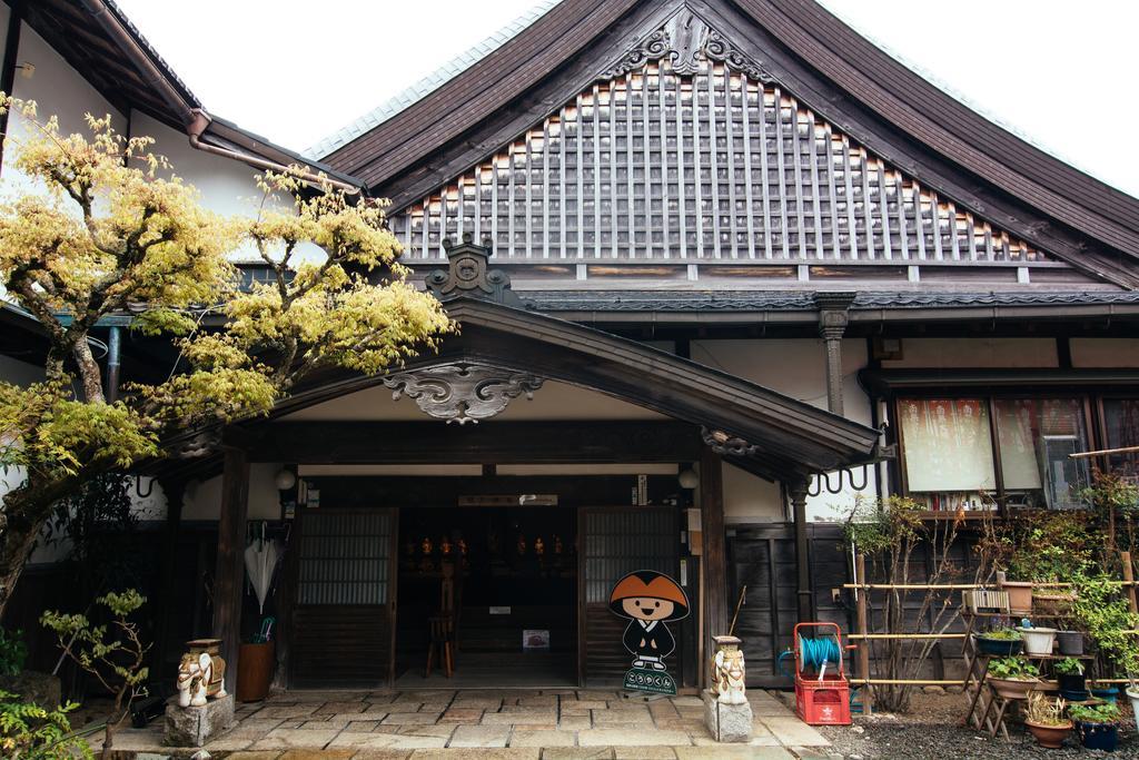 高野山 宿坊 熊谷寺 -Koyasan Shukubo Kumagaiji- Вакаяма Экстерьер фото